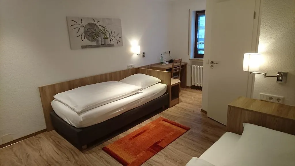 Gasthof Weisses Lamm Nuremberg 2*,